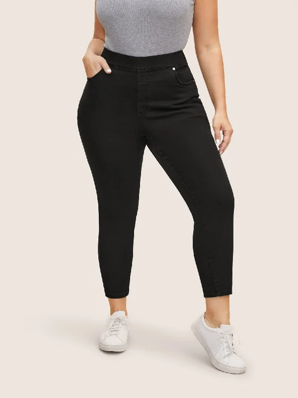 Black Wash Elastic Waist Slim Cropped Jeans