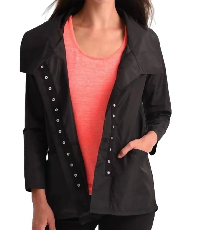 Snap Front Rain Jacket In Black