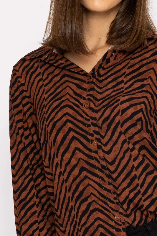 Viscose Shirt in Brown Animal Print